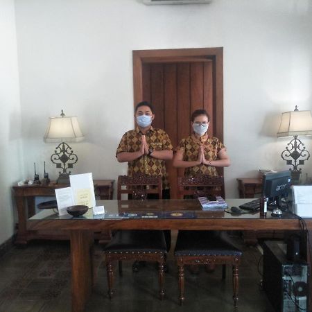 Hotel Graha Kinasih Kotabaru Yogyakarta Exteriör bild