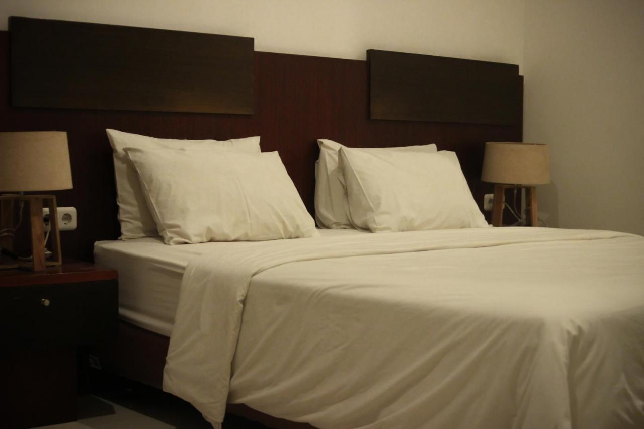 Hotel Graha Kinasih Kotabaru Yogyakarta Exteriör bild